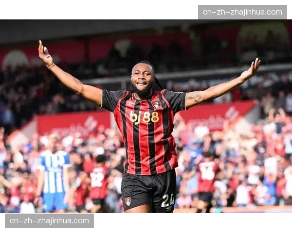 恩佐凯塞多双后腰覆盖不足 埃弗顿反击直塞打穿中场线